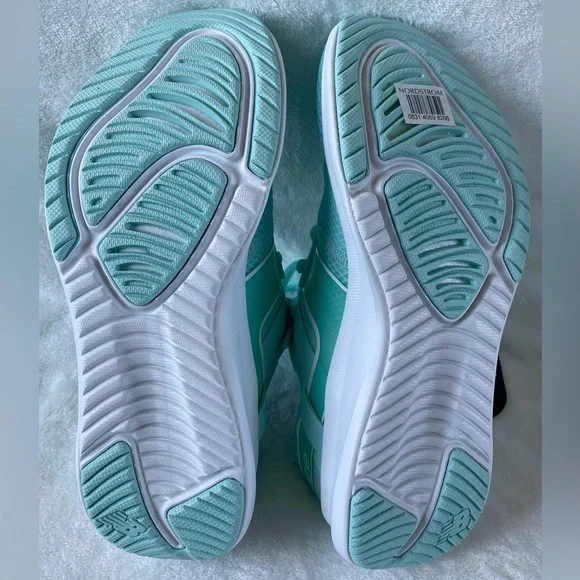 New Balance Women's NERGIZE Pastel Slip-on Running Sneakers size 6 - Picture 5 of 10